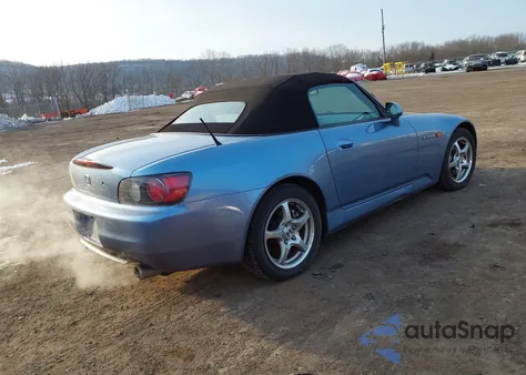 2002 Honda S2000 z USA, uszkodzony, nr VIN JHMAP11442T007590